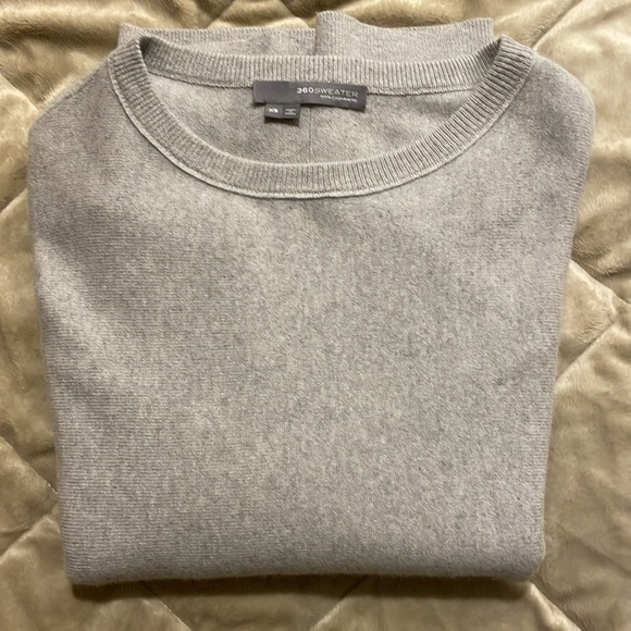 360 Cashmere gray poncho style sweater size xs - Picture 2 of 10